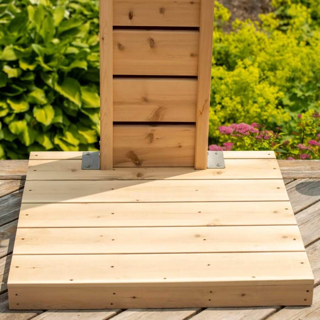 LeisureCraft™ Canadian Timber Sierra Pillar Shower